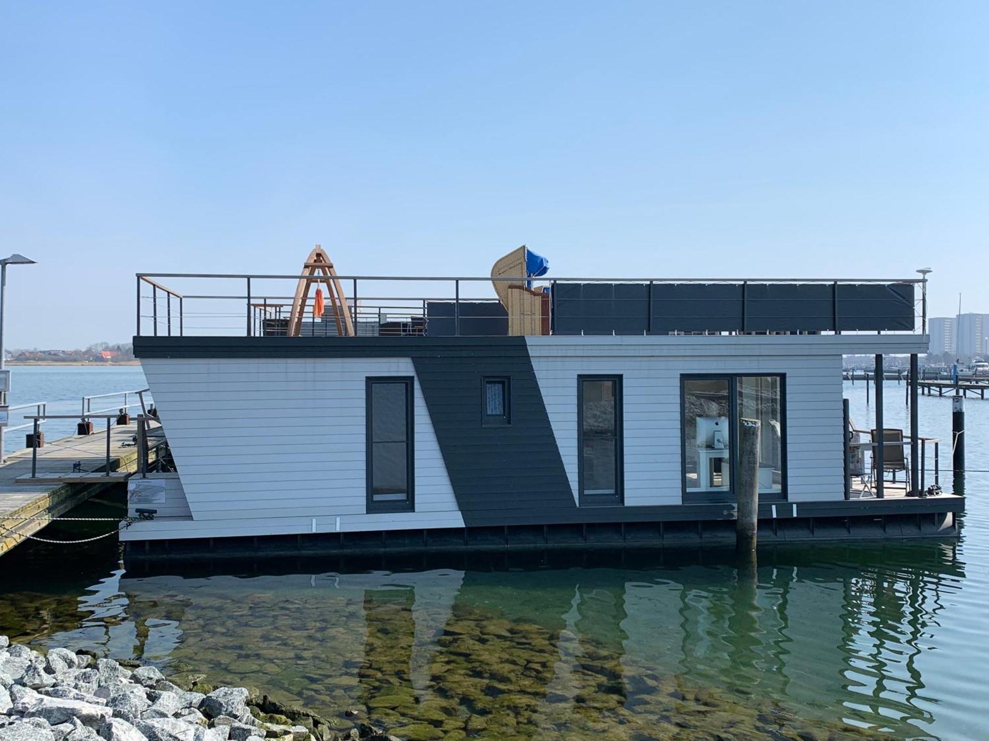 Hausboot Fehmarn Otel Dış mekan fotoğraf